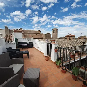 Toledorooms Estrella Con Azotea En El Casco Apartamento